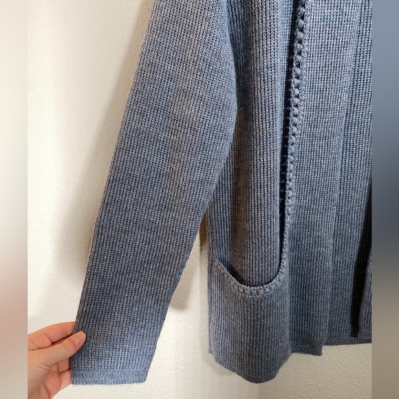 Peruvian Link 100% Alpaca Sweater Cardigan in Blue with pockets NWOT - Picture 3 of 9